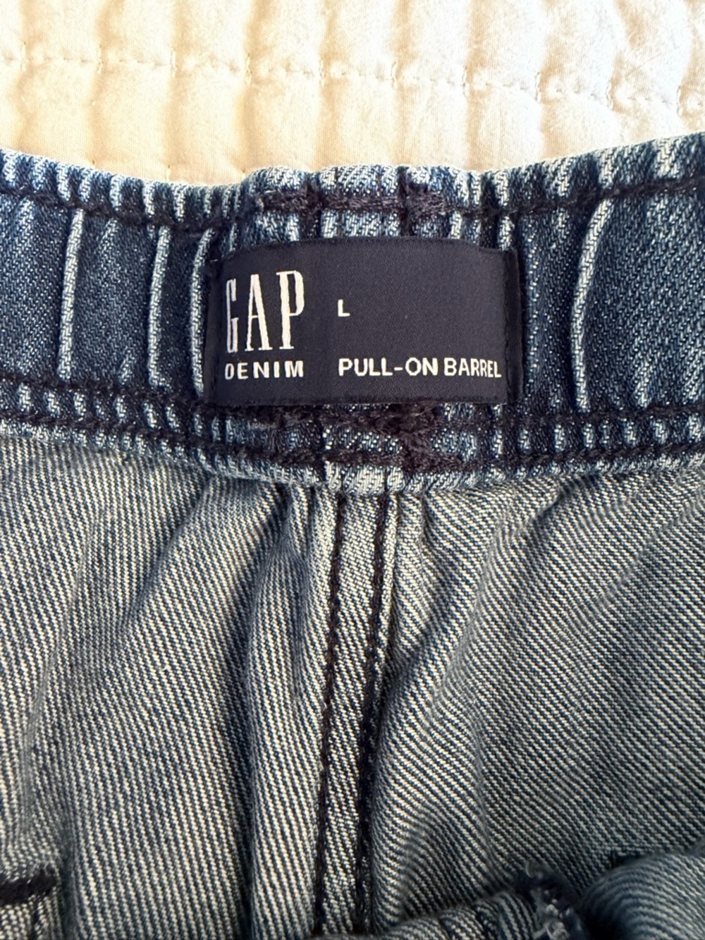 GAP High Rise Pull-On Barrel Jeans Medium Wash Relaxed Denim Size Large - Picture 3 of 11